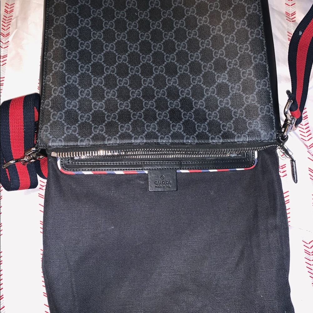 Gucci Bag - Picture 6 of 6